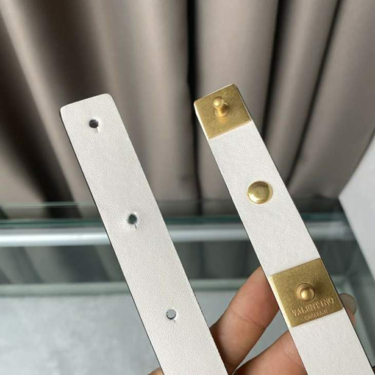 Picture of Valentino Belts _SKUfw105884643fw